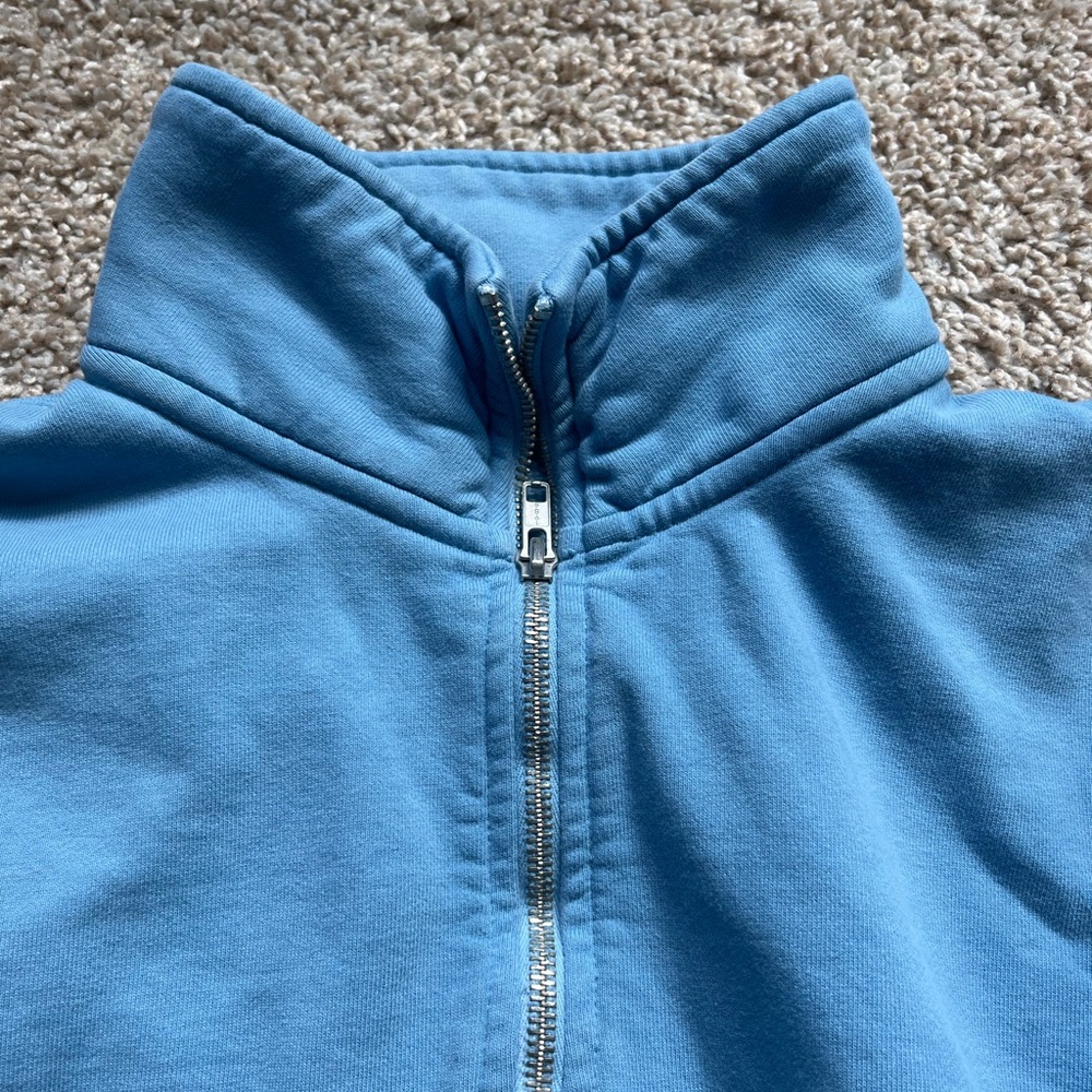 BRANDY MELVILLE SWEATSHIRT
